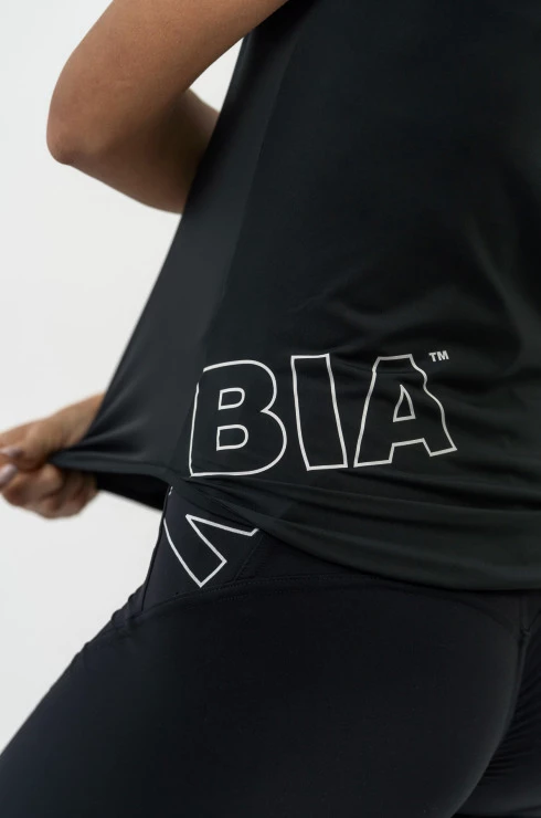 Dámské tričko Nebbia  FIT Activewear Functional T-shirt with Short Sleeves black XS