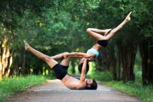 Akro jóga - Ideální cvičení pro dva!